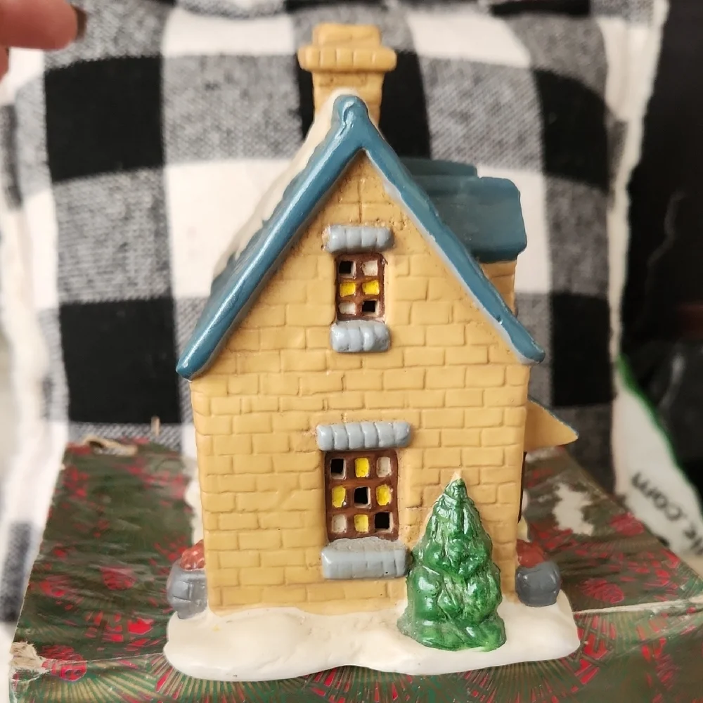 Vintage‎ Frank's Winter Tyme Village General Store